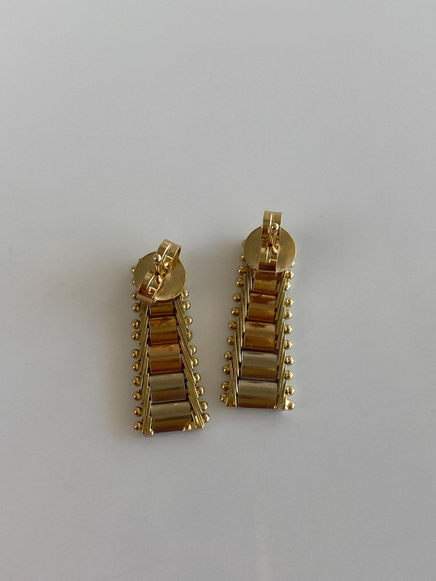 Vintage Solid 14k Tri Tone Gold Chain Mesh Drop Earrings