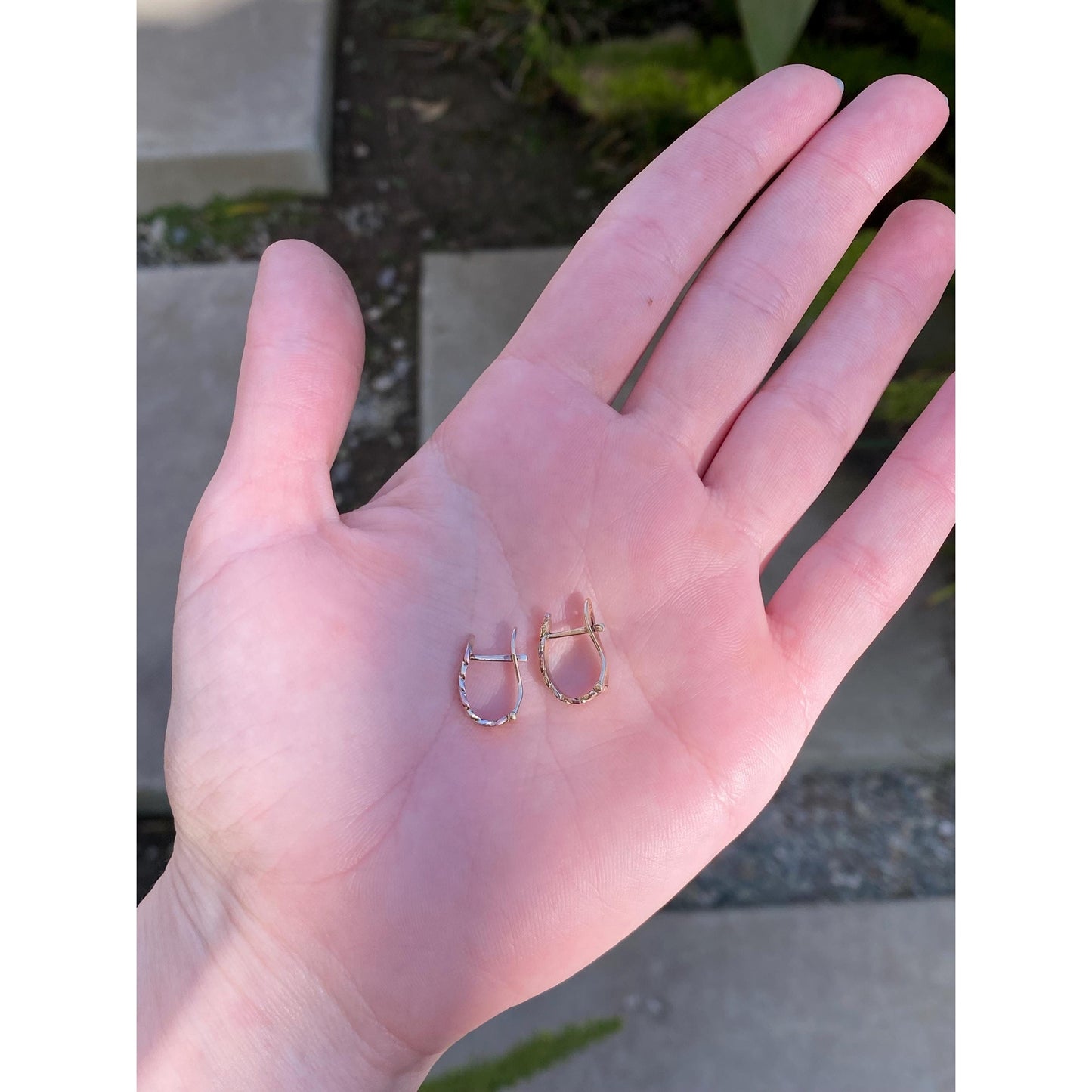 Vintage Solid 14k Tri Tone Gold Drop Earrings