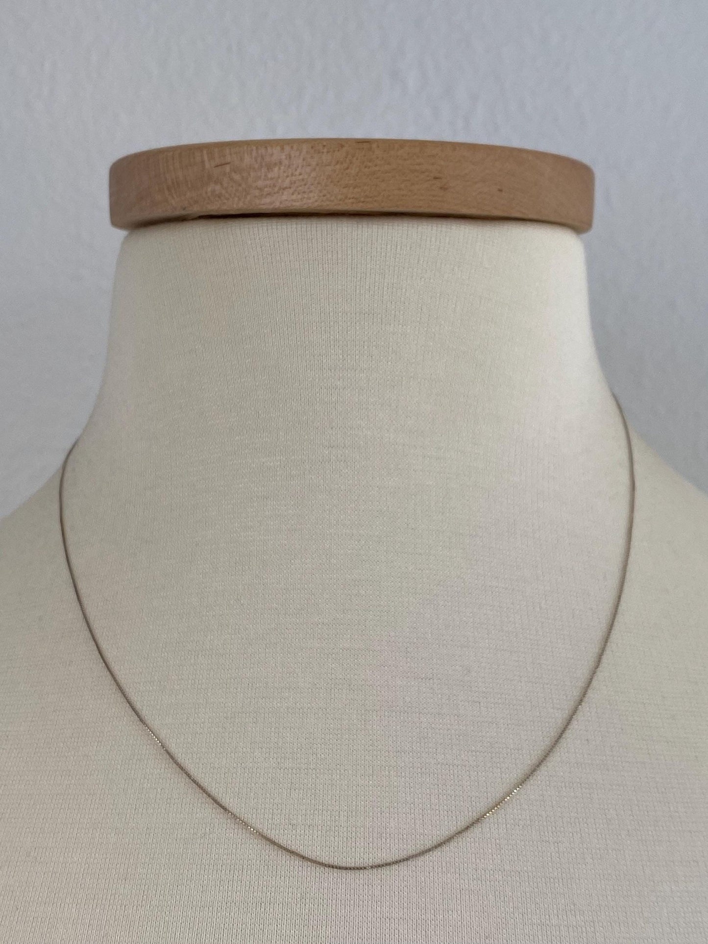 Vintage Solid 18k White Gold Dainty Box Chain Necklace - 18.75 inches