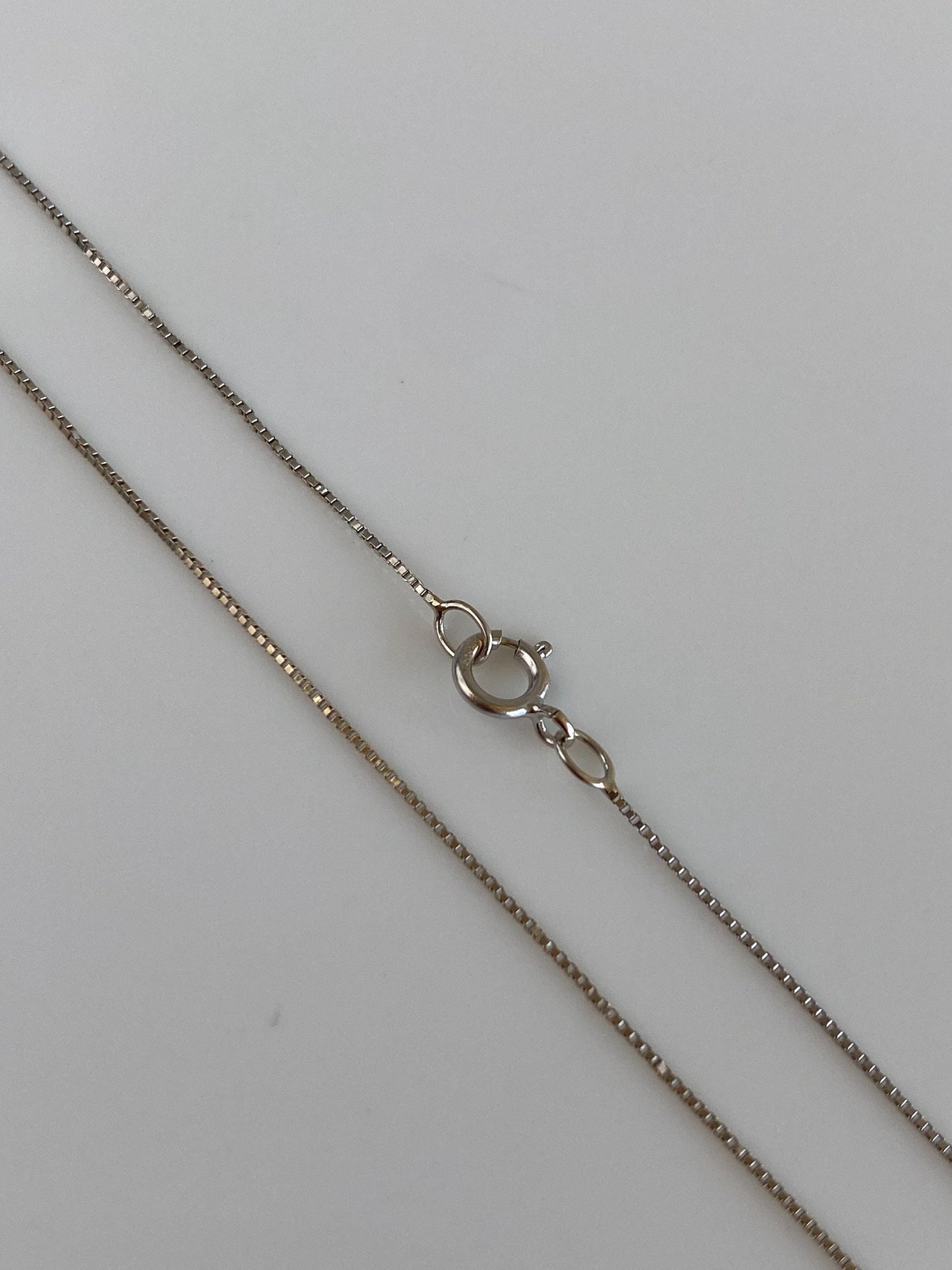 Vintage Solid 18k White Gold Dainty Box Chain Necklace - 18.75 inches
