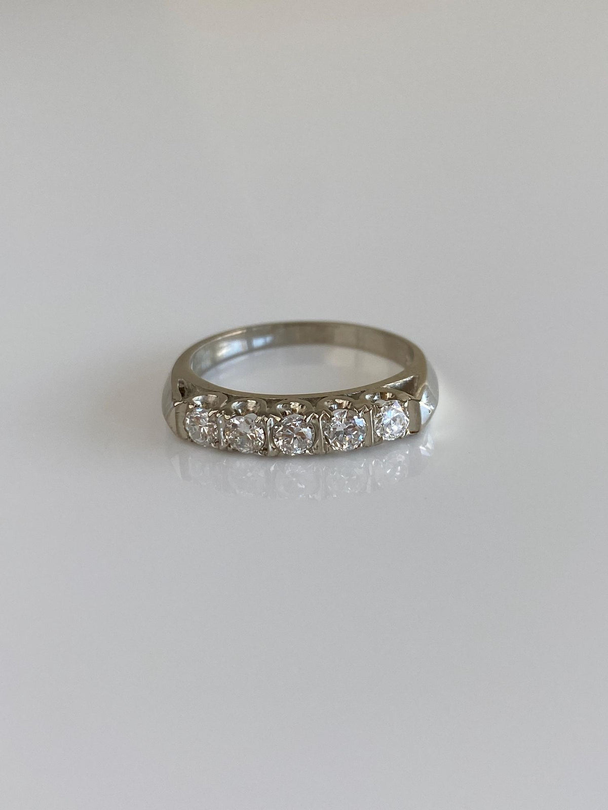 Vintage Solid 14k White Gold Diamond Row Ring - Size 5.5