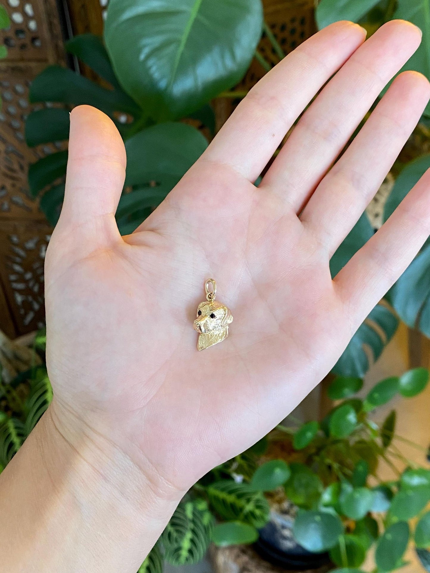 Vintage Solid 14k Yellow Gold Blue Sapphire Eyes Labrador Dog Charm