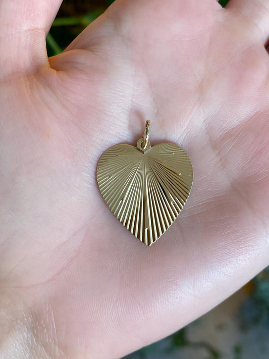 Vintage Solid 14k Yellow Gold Engine Turned Heart Charm
