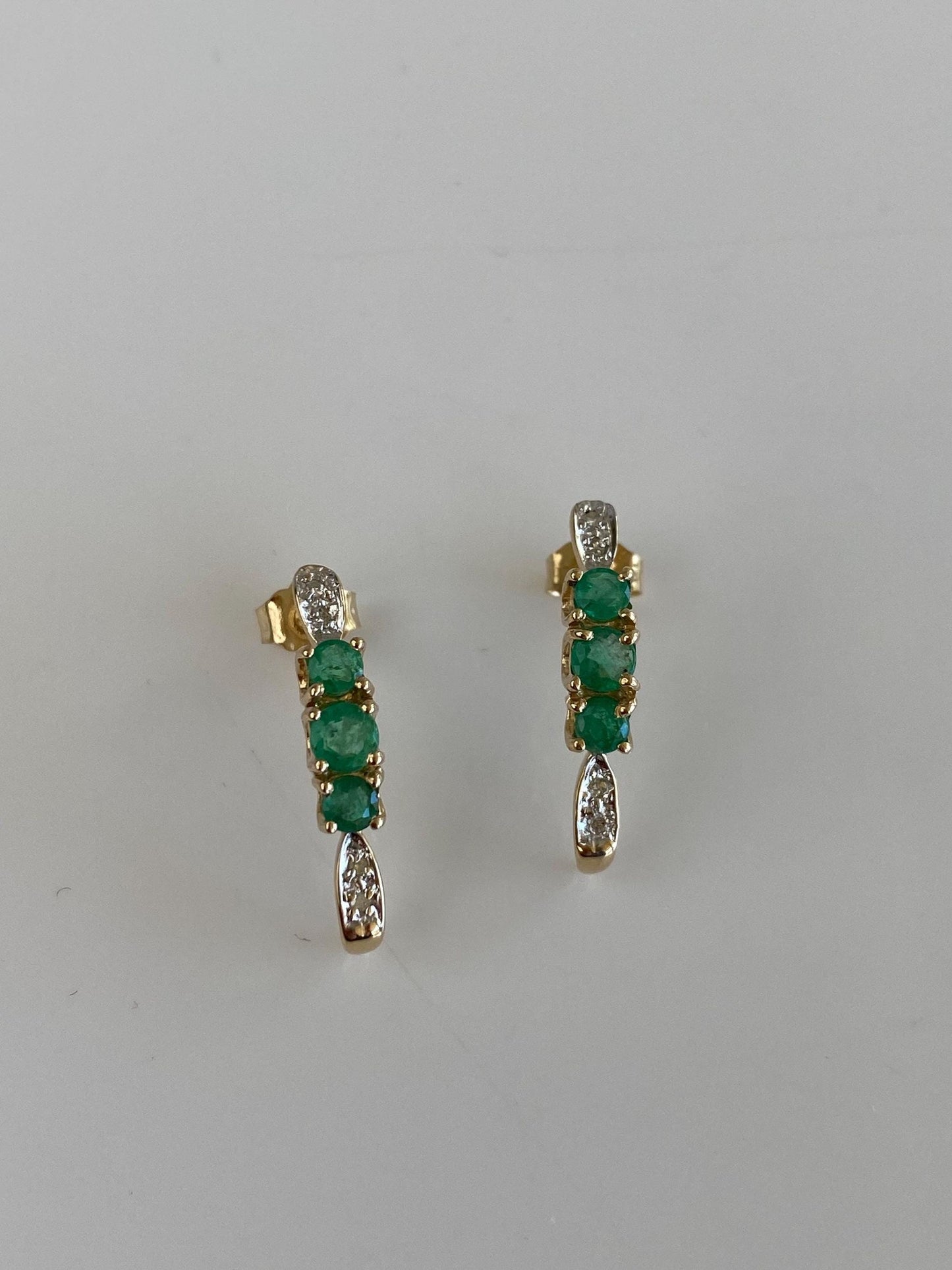 Vintage Solid 14k Yellow Gold Diamond Emerald Drop Earrings