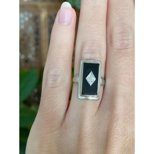 Vintage Solid 18k White Gold Diamond Onyx Ring - Size 5