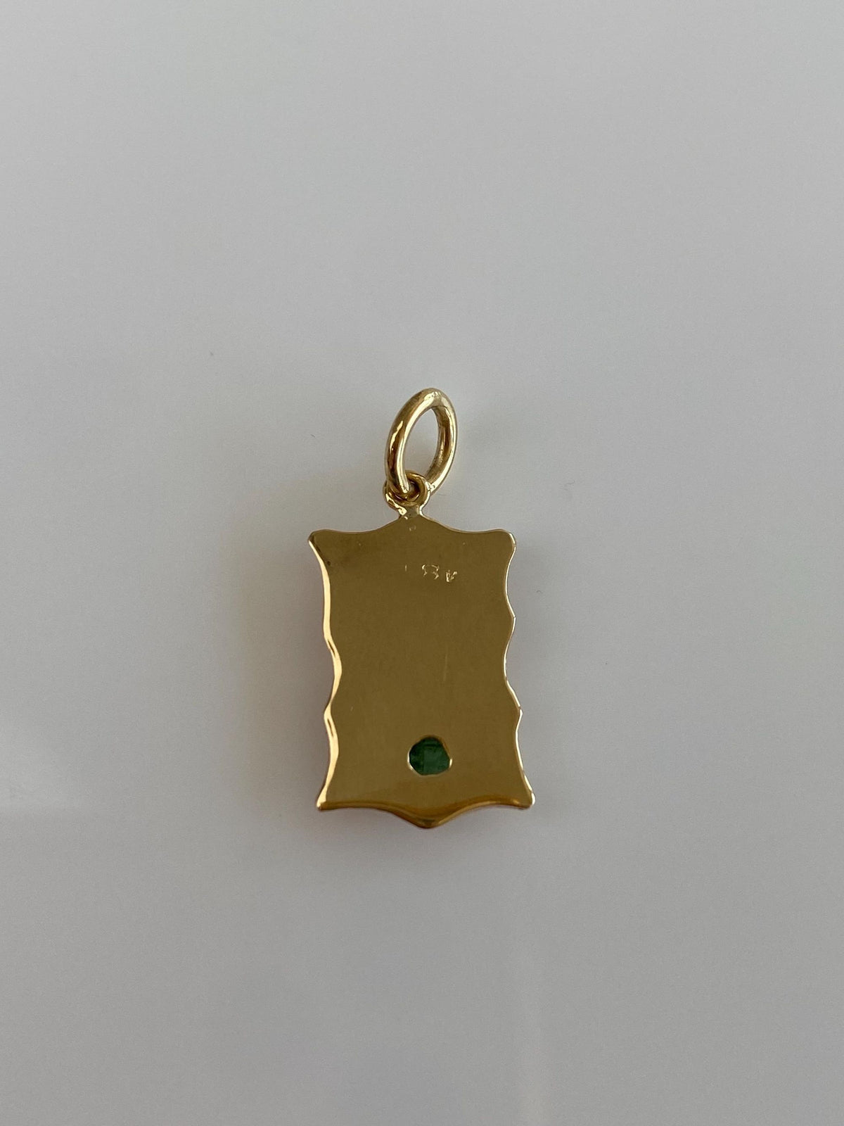 Vintage Solid 18k Yellow Gold Emerald Inca Charm
