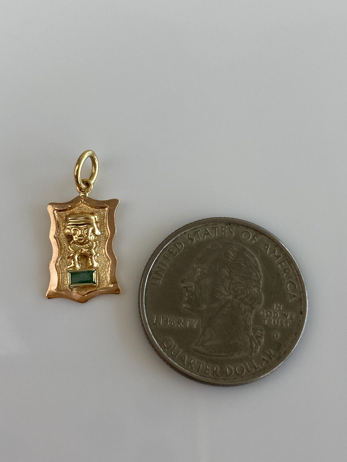 Vintage Solid 18k Yellow Gold Emerald Inca Charm