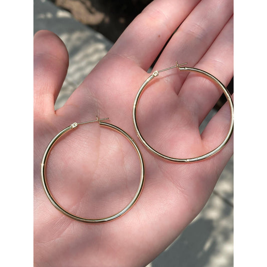 Vintage 14k Yellow Gold Hoop Earrings