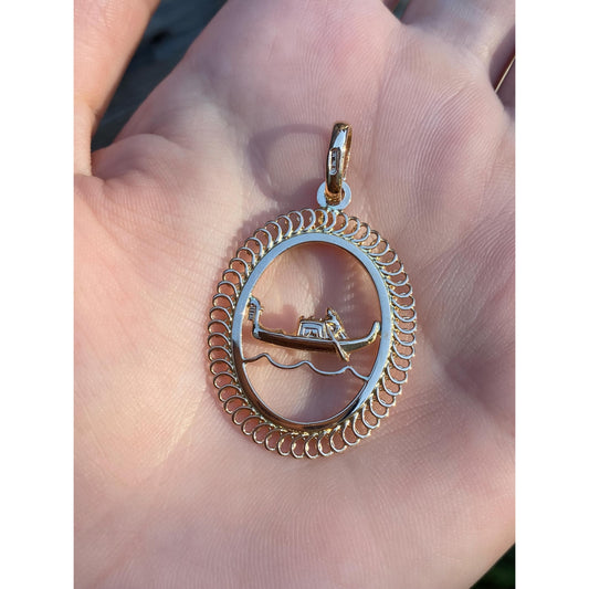 Vintage Solid 18k Yellow Gold Gondola Boat Charm