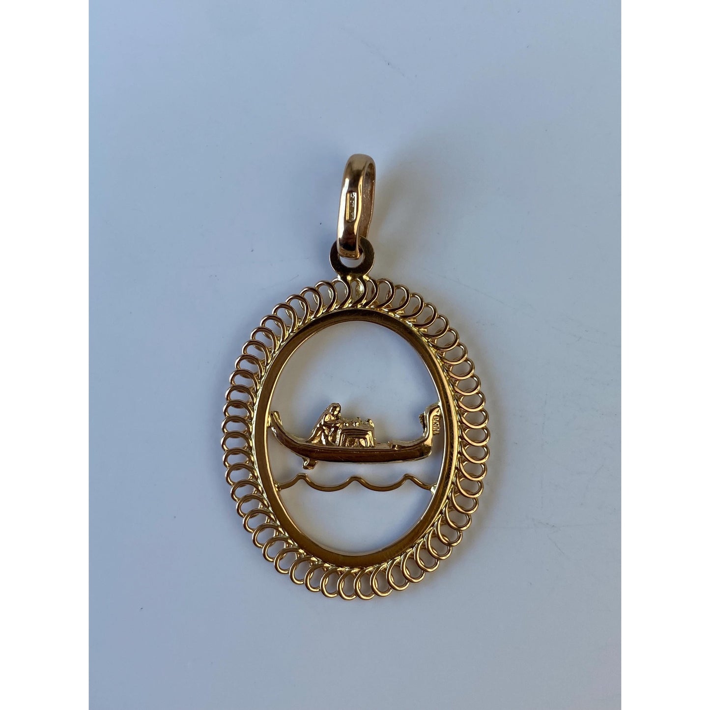 Vintage Solid 18k Yellow Gold Gondola Boat Charm