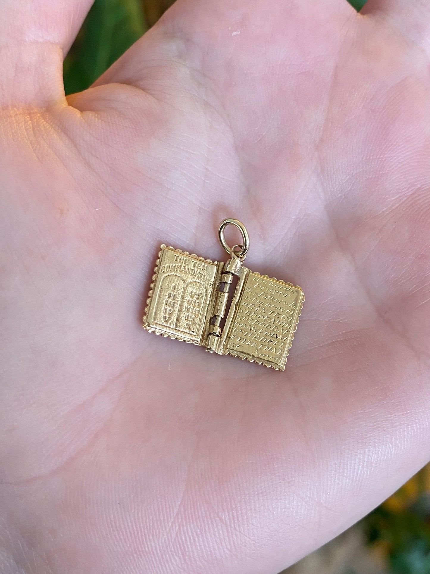 Vintage Solid 14k Yellow Gold Articulated Holy Bible 'The 10 Commandments' Book Charm