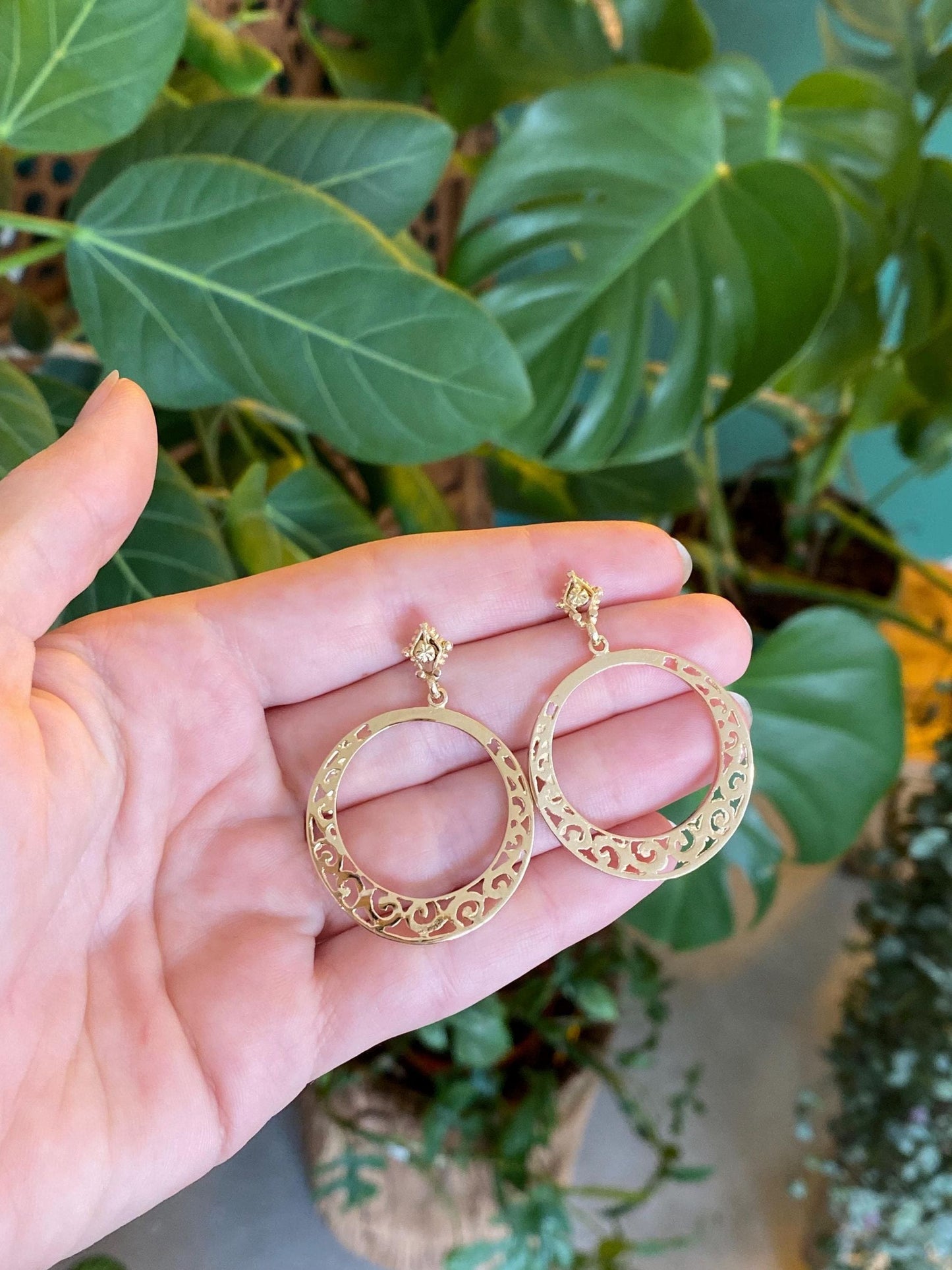 Vintage Solid 14k Yellow Gold Open Work Hoop Dangle Stud Earrings