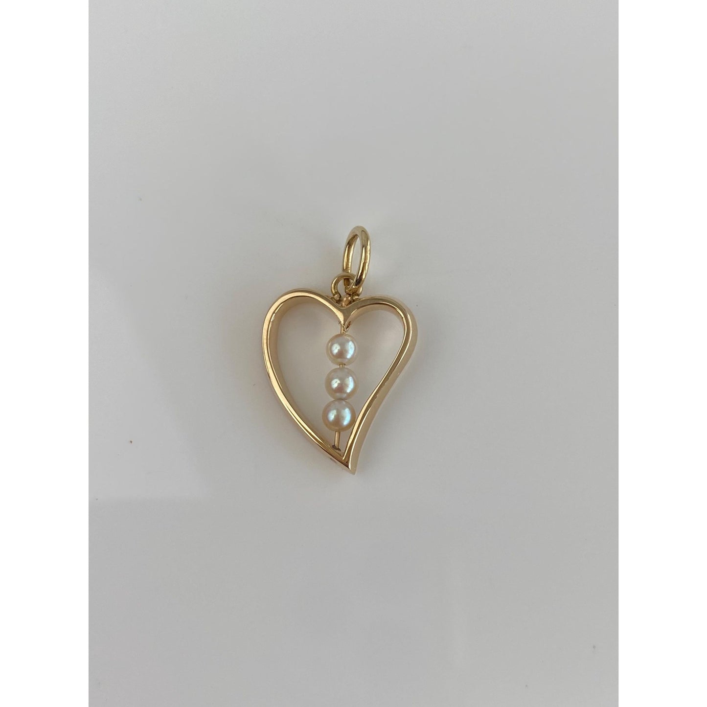 Vintage Solid 14k Yellow Gold Pearls Heart Charm
