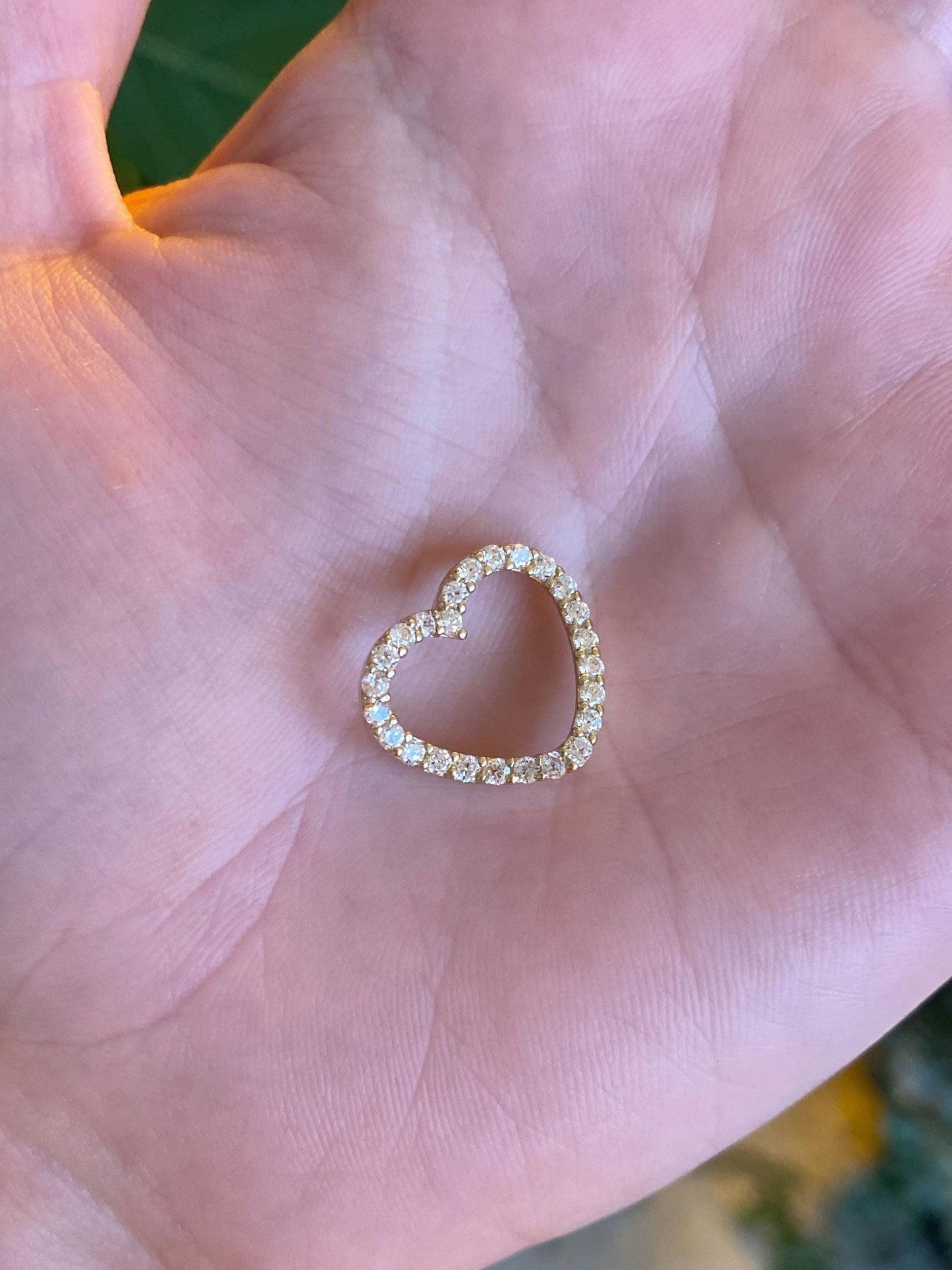 Vintage Solid 14k Yellow Gold Clear Cubic Zirconia Heart Charm
