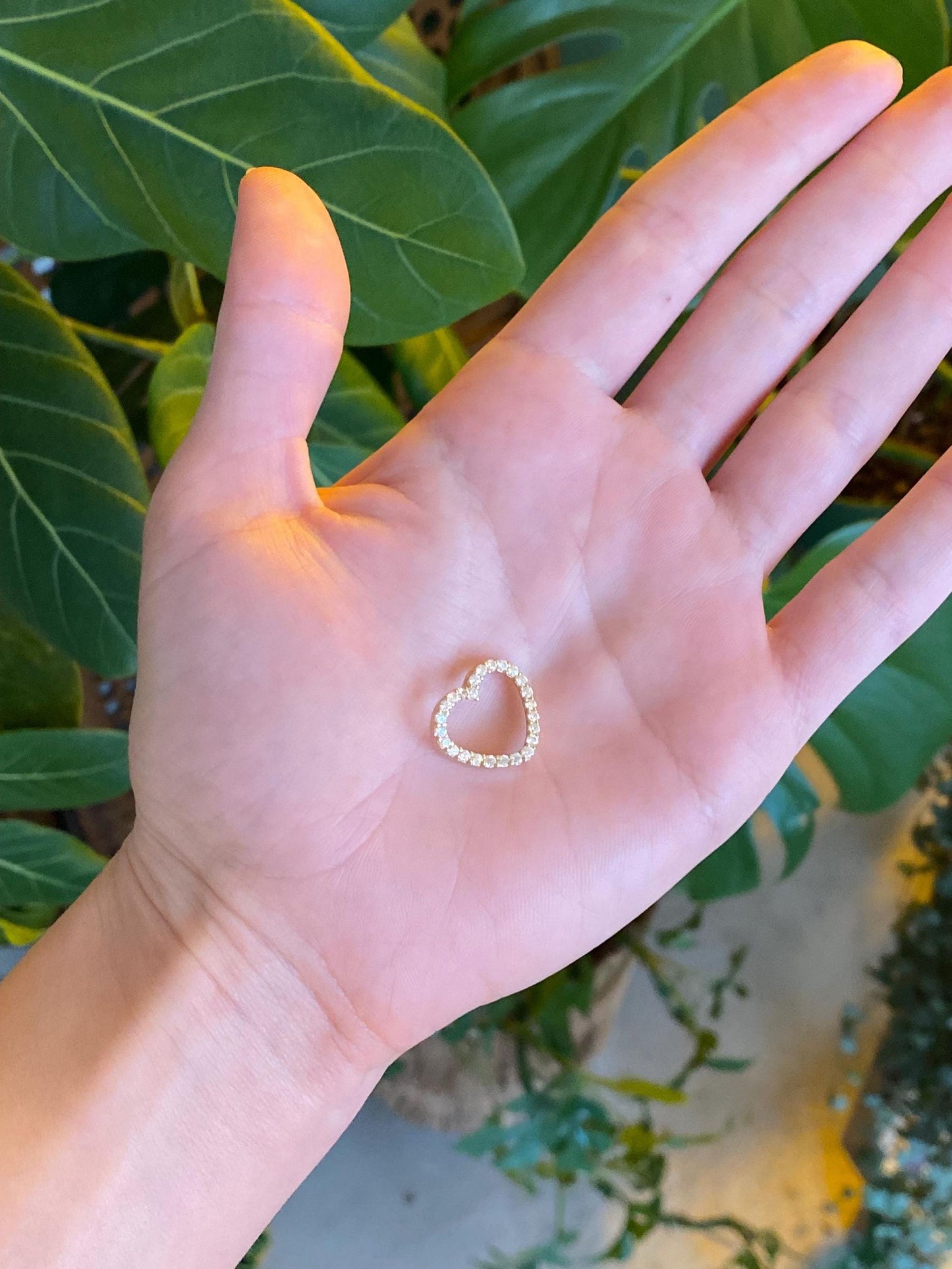 Vintage Solid 14k Yellow Gold Clear Cubic Zirconia Heart Charm