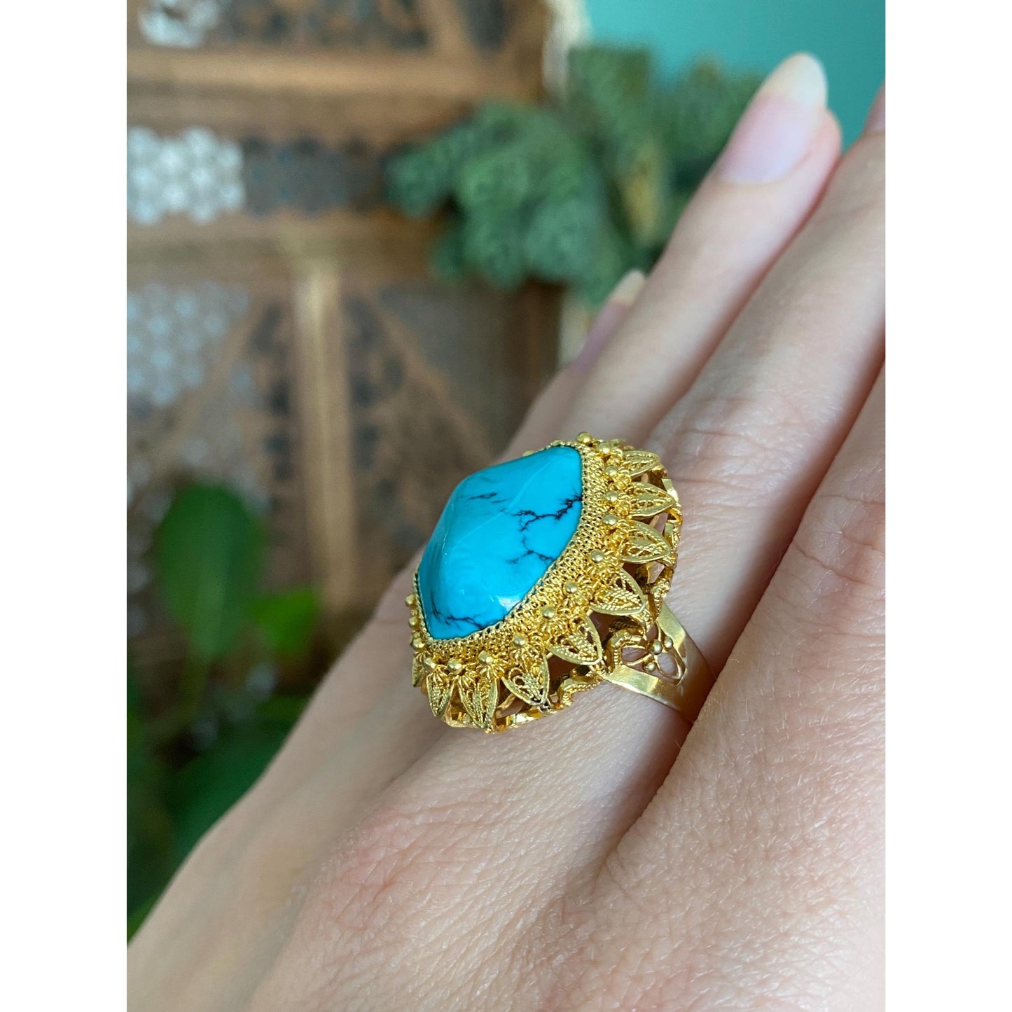 Vintage Solid 14k Yellow Gold Turquoise Ring - Size 4.75