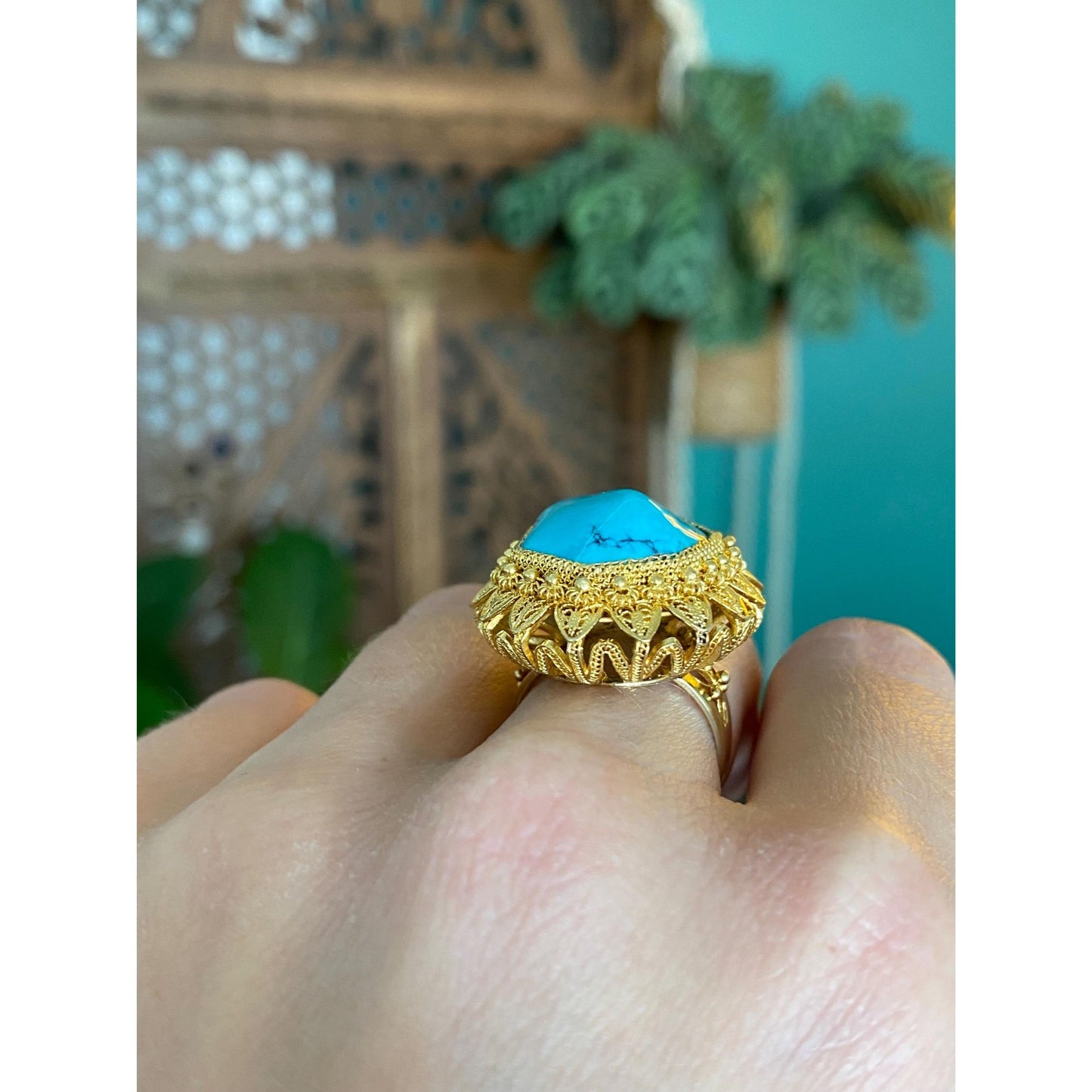 Vintage Solid 14k Yellow Gold Turquoise Ring - Size 4.75