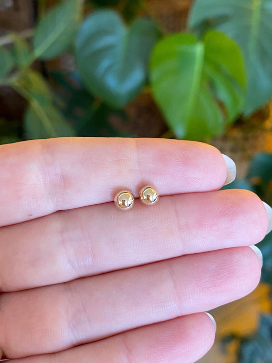 Vintage 14k Yellow Gold Ball Stud Earrings