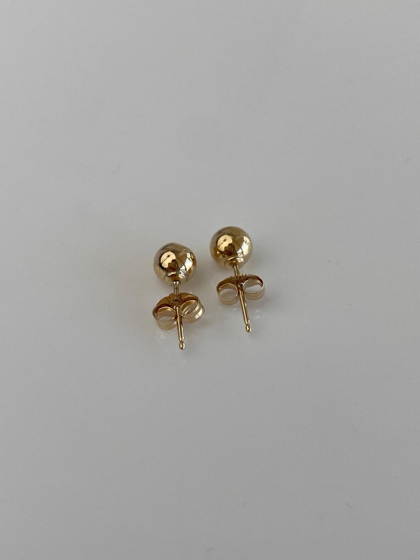 Vintage 14k Yellow Gold Ball Stud Earrings