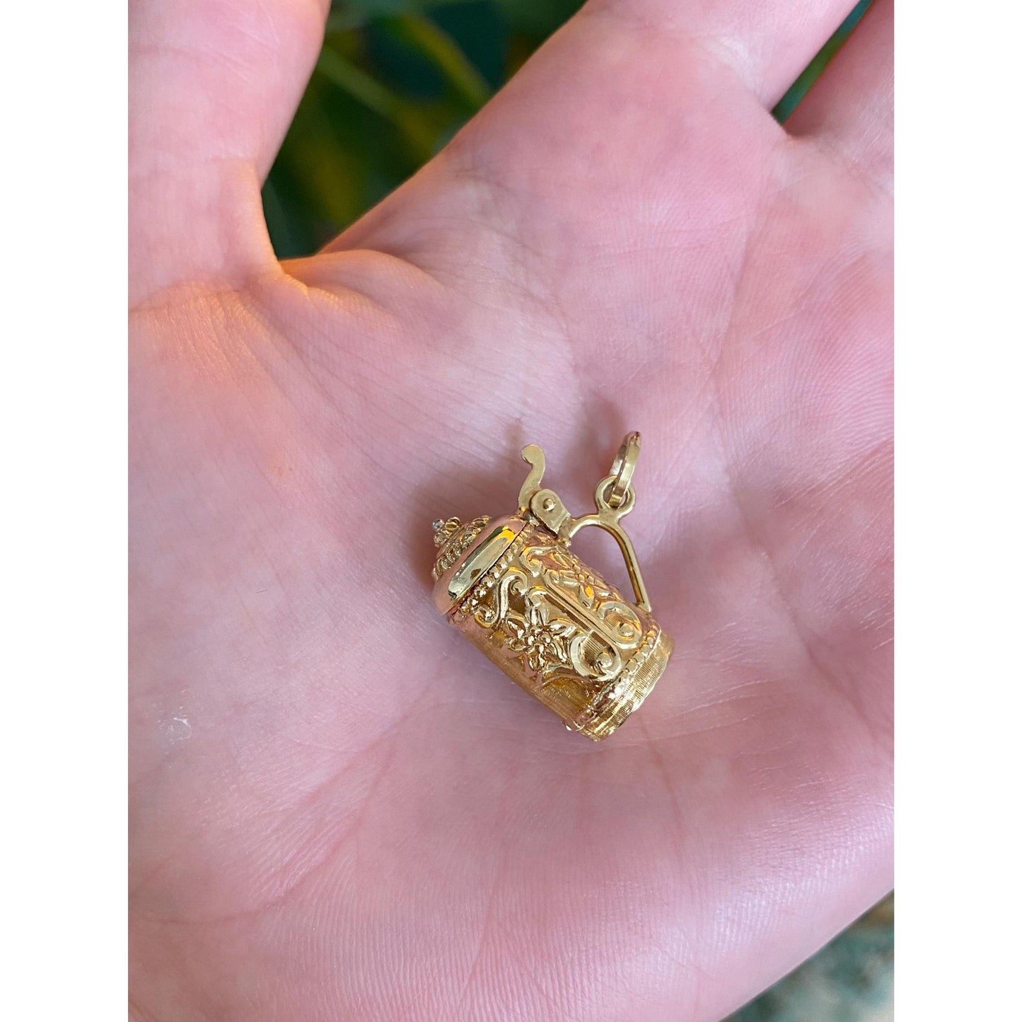 Vintage Solid  14k Yellow Gold Floral Designed Beer Stein Charm