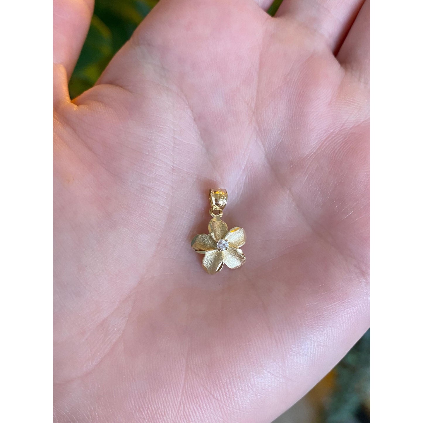 Vintage Solid 14k Yellow Gold Cubic Zirconia Flower Charm