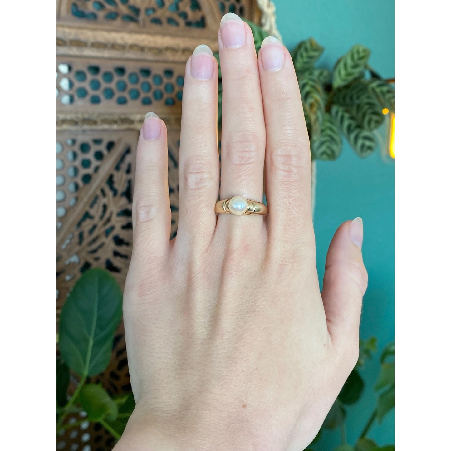 Vintage Solid 10k Yellow Gold Pearl Ring - Size 7.5