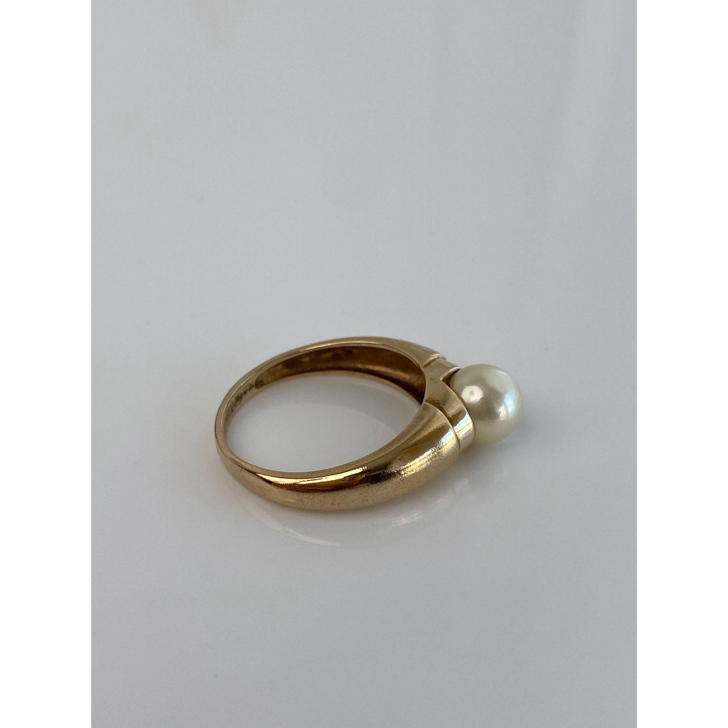 Vintage Solid 10k Yellow Gold Pearl Ring - Size 7.5