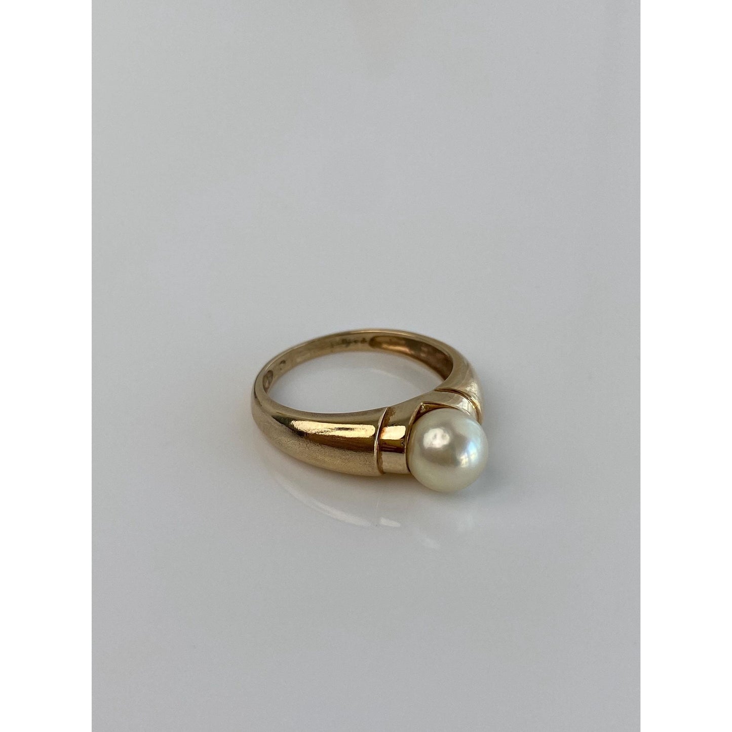 Vintage Solid 10k Yellow Gold Pearl Ring - Size 7.5