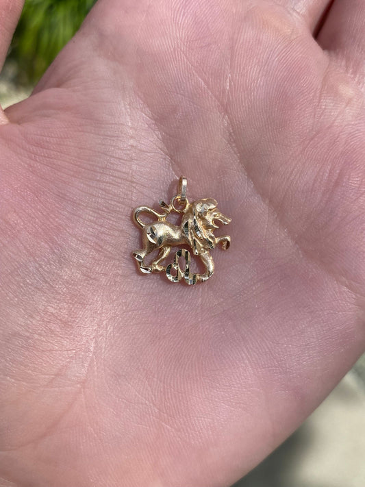 Vintage Solid 14k Yellow Gold Leo Lion Charm