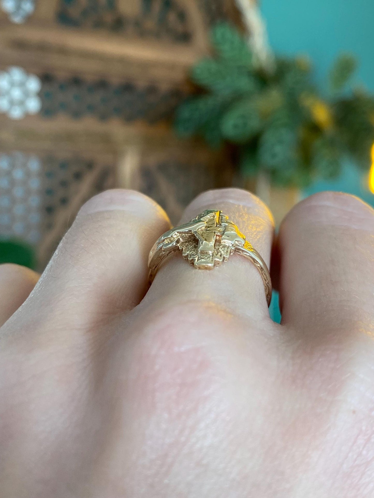 Vintage Solid 10k Yellow Gold Crucifix Cross Ring - Size 6.25