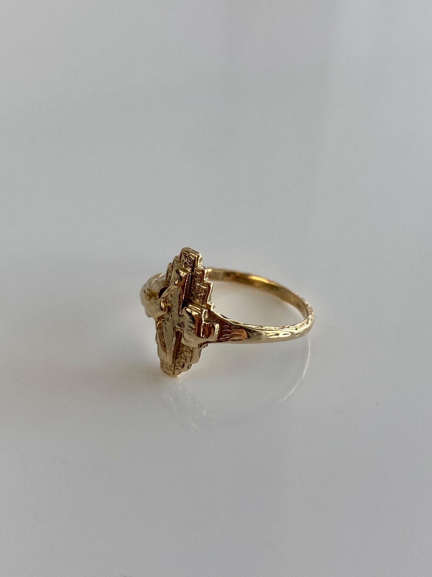 Vintage Solid 10k Yellow Gold Crucifix Cross Ring - Size 6.25