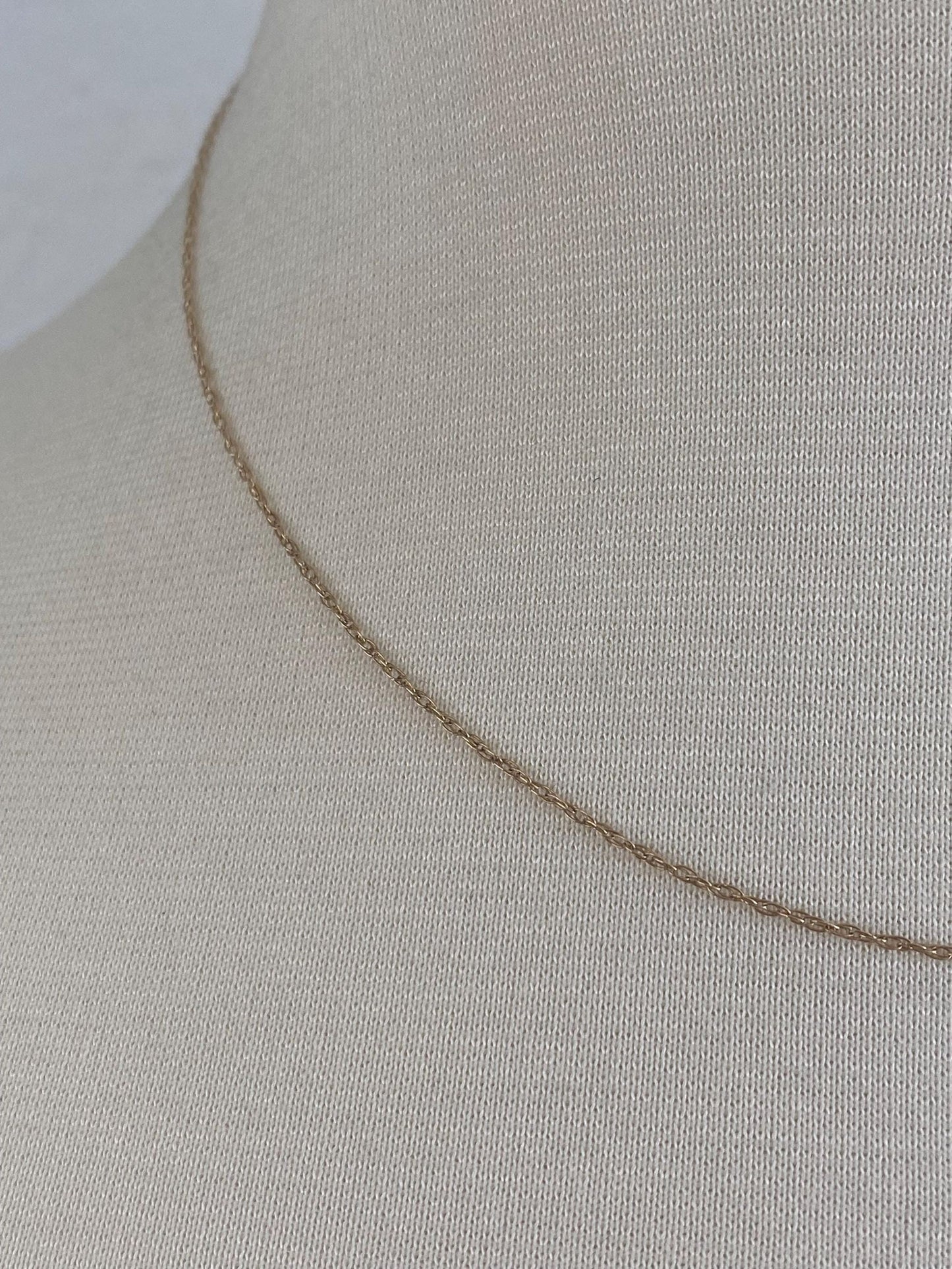 Vintage Solid 14k Yellow Gold Dainty Chain Necklace - 17 inches