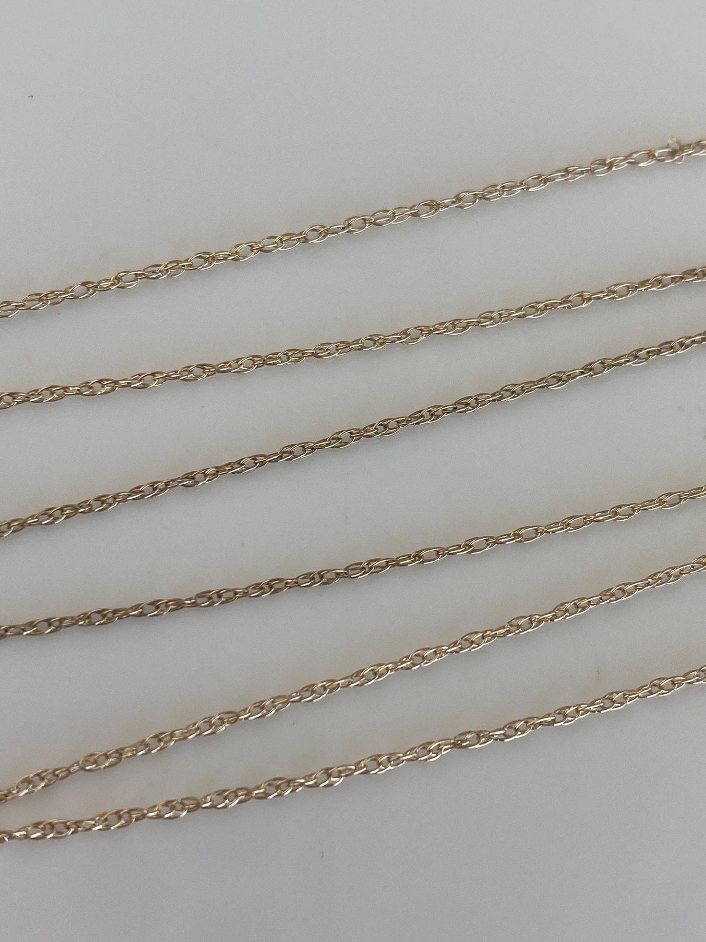 Vintage Solid 14k Yellow Gold Dainty Chain Necklace - 17 inches