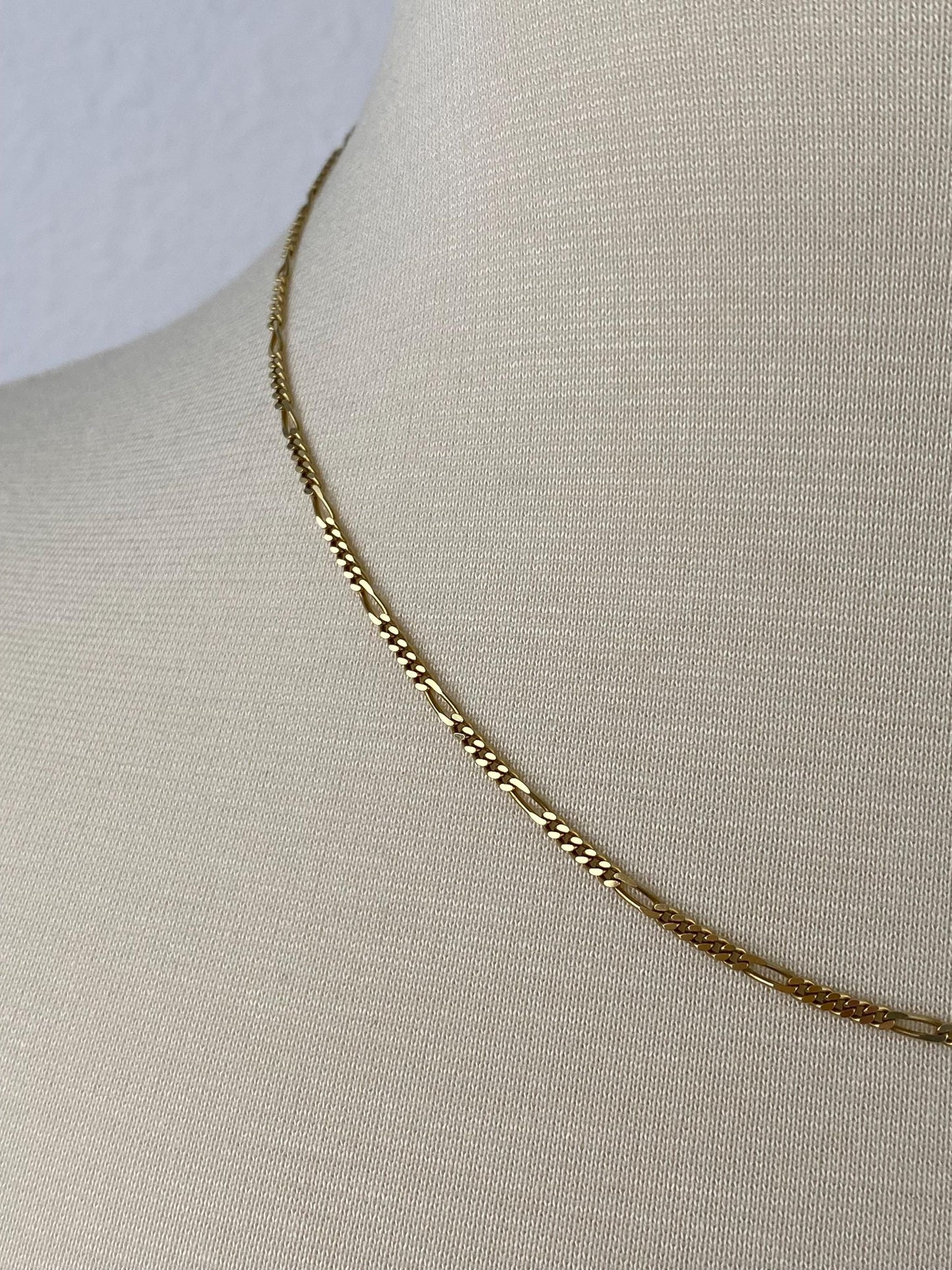 Vintage Solid 14k Yellow Gold Figaro Chain Necklace - 17.75 inches