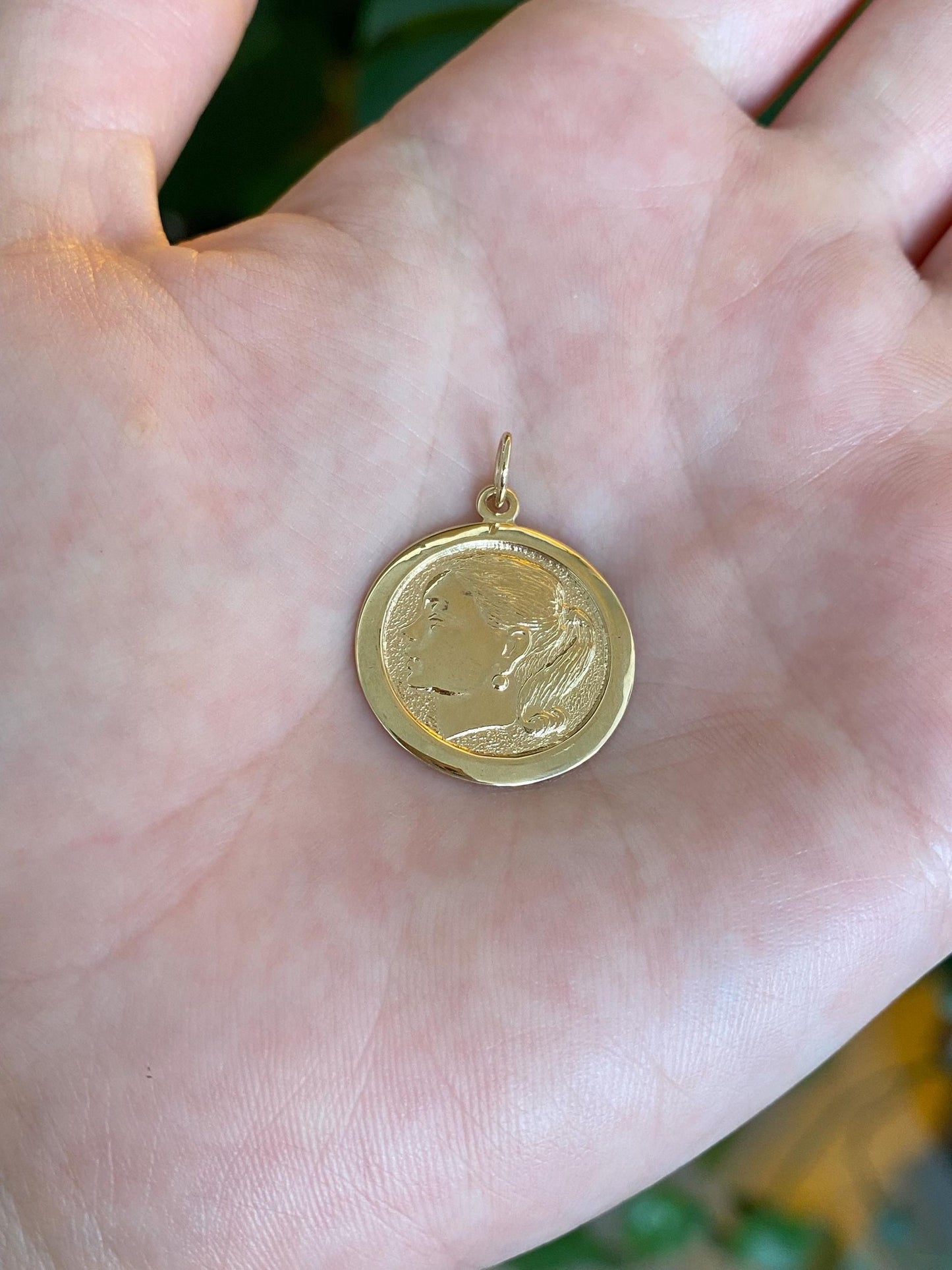 Vintage Solid 14k Yellow Gold Girl Side Profile Cameo Charm