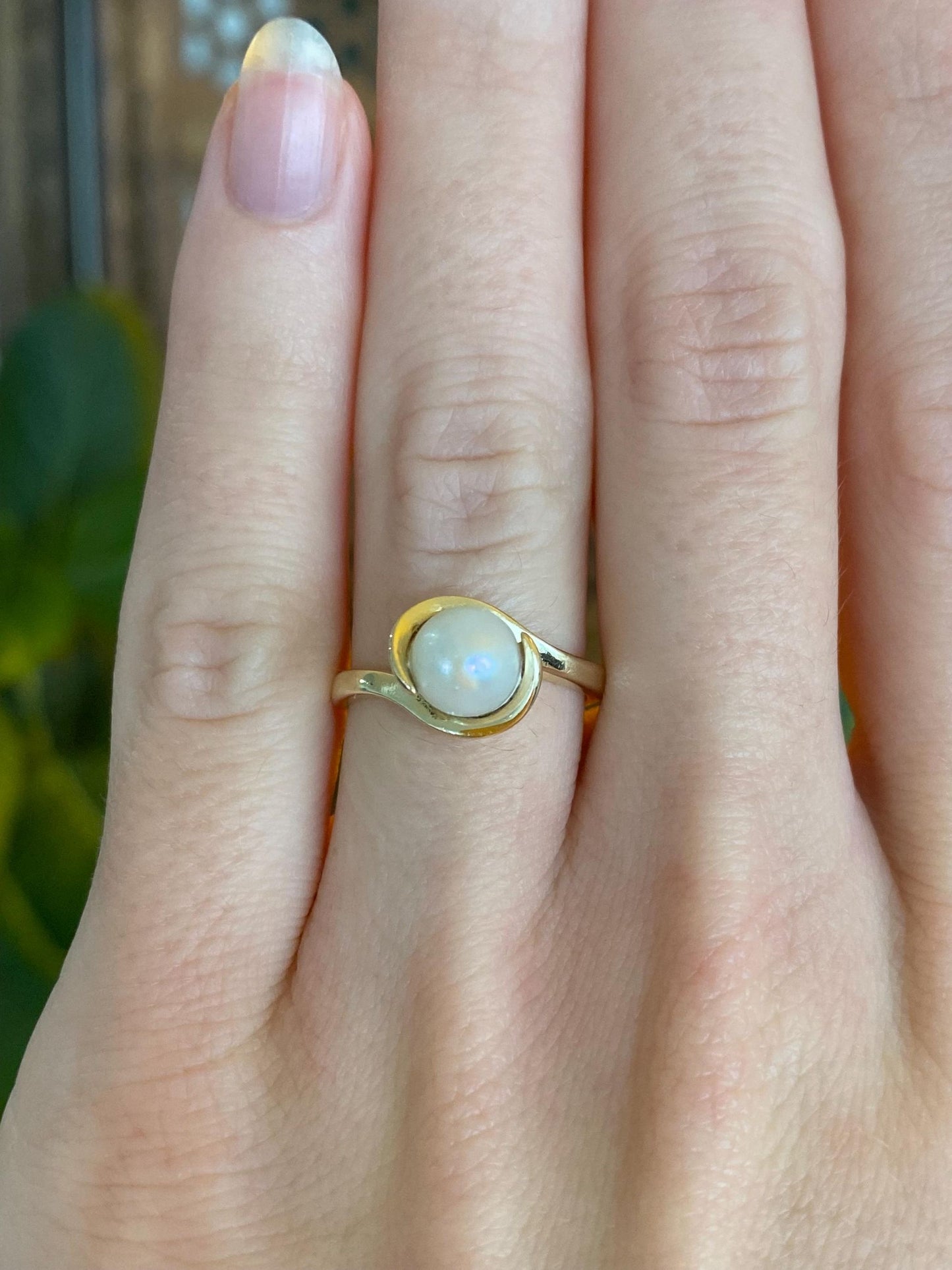 Vintage Solid 14k Yellow Gold Pearl Twist Ring - Size 5.25