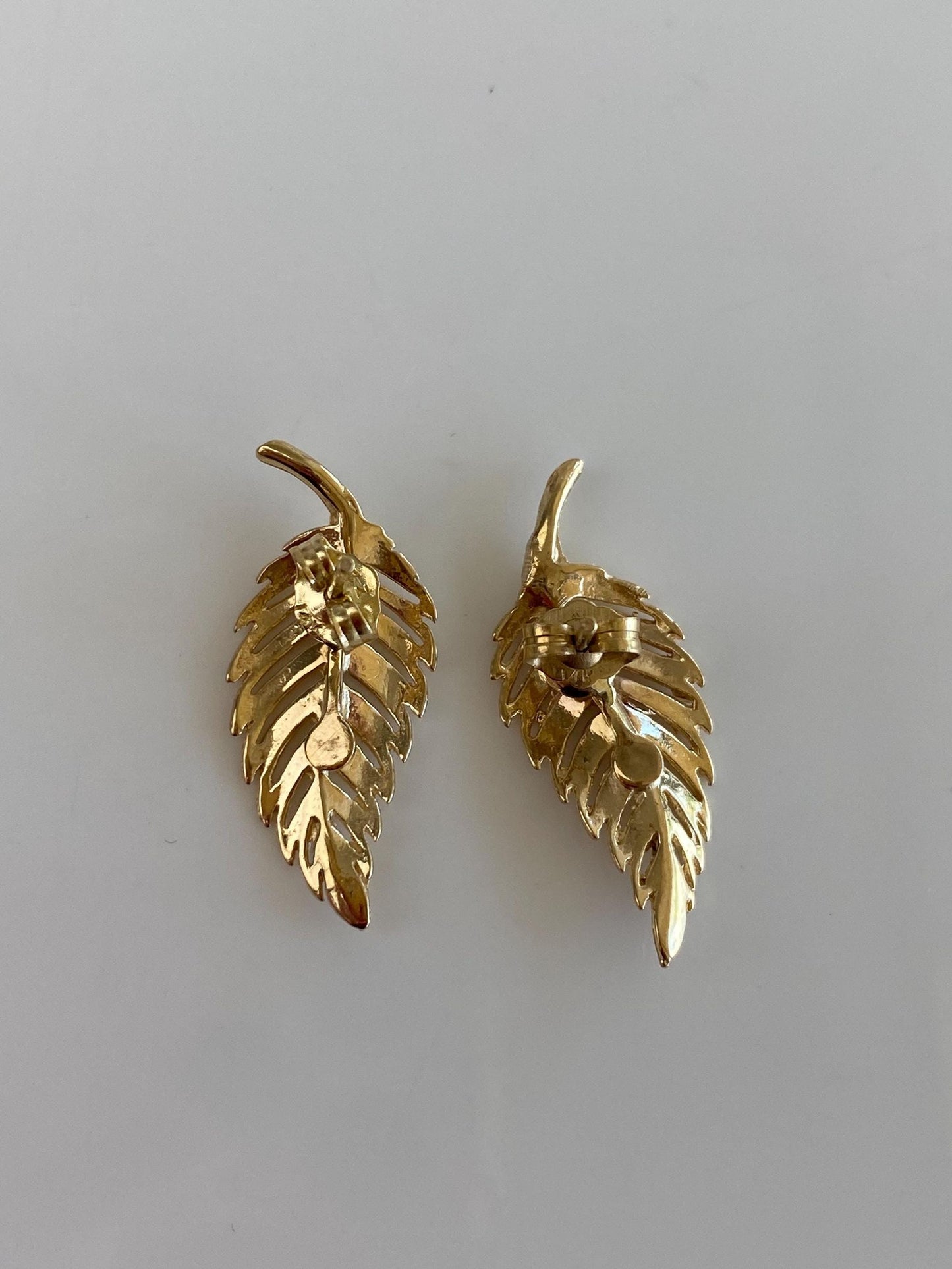 Vintage Solid 14k Yellow Gold Leaf Drop Earrings