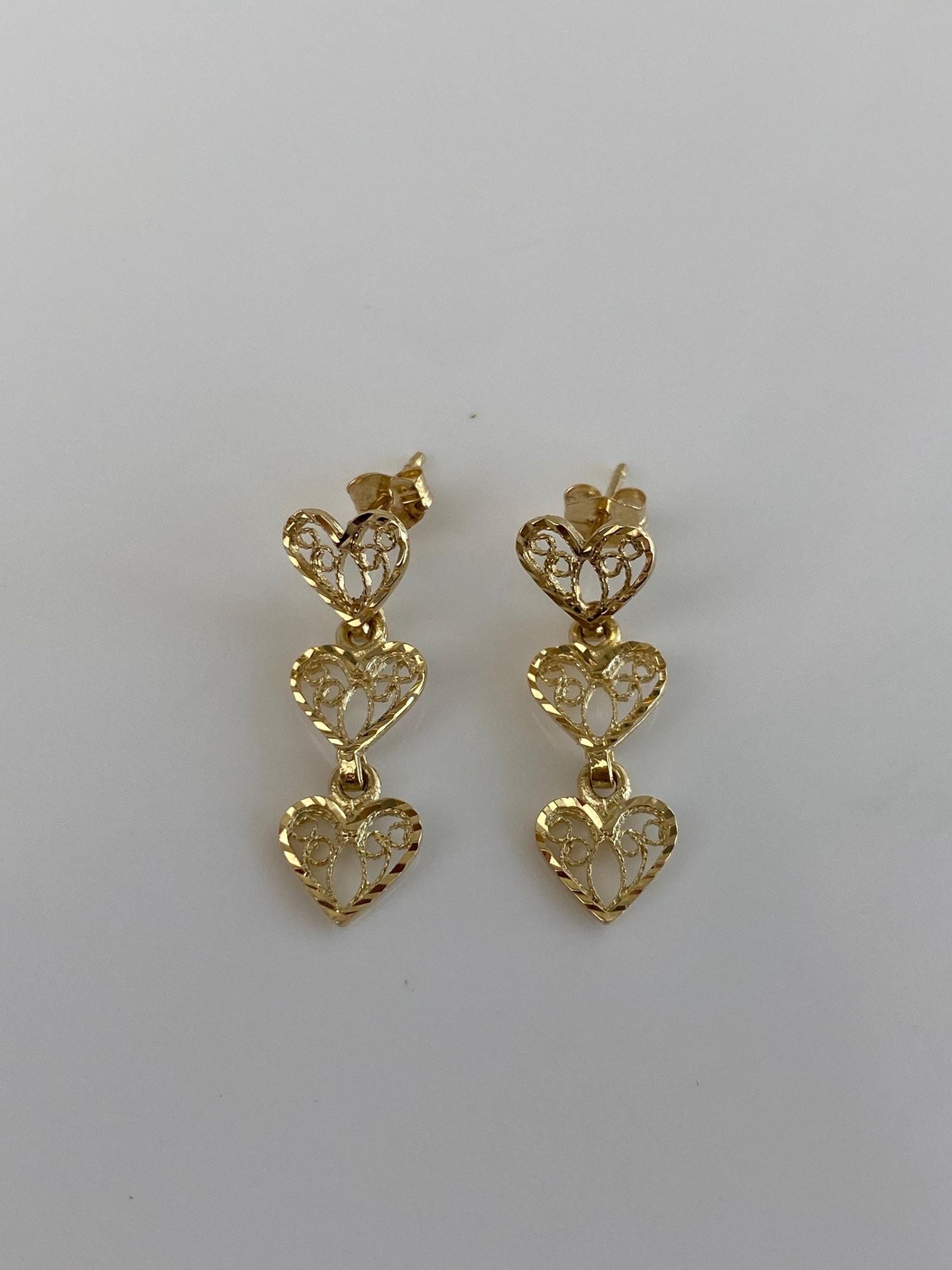 Vintage Solid 14k Yellow Gold Filigree Heart Dangle Stud Earrings