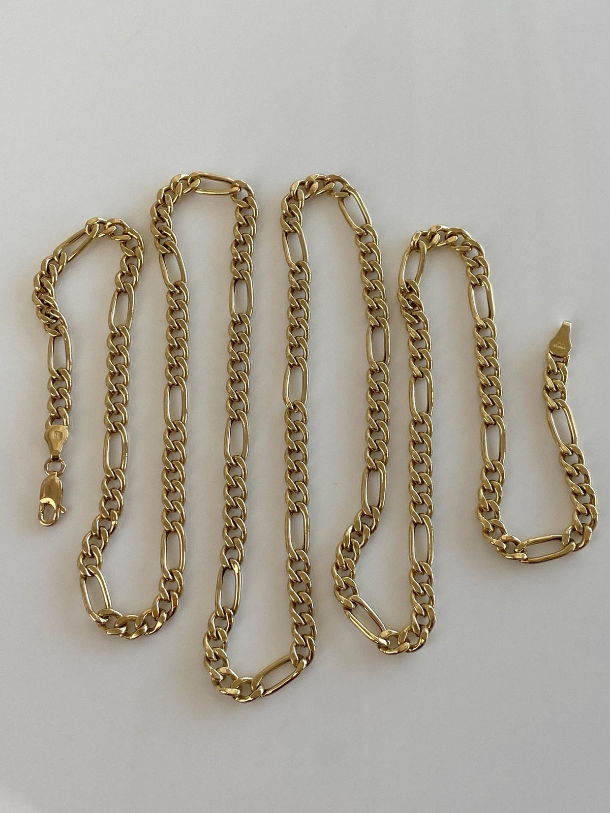 Vintage 14k Yellow Gold Figaro Chain Necklace - 30 inches