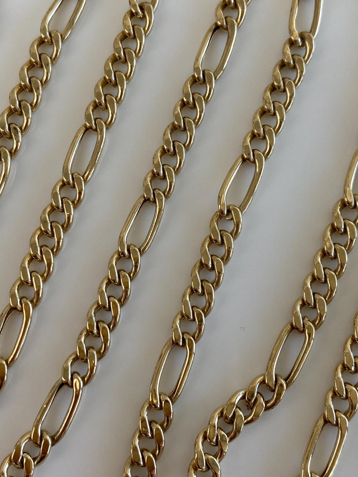 Vintage 14k Yellow Gold Figaro Chain Necklace - 30 inches