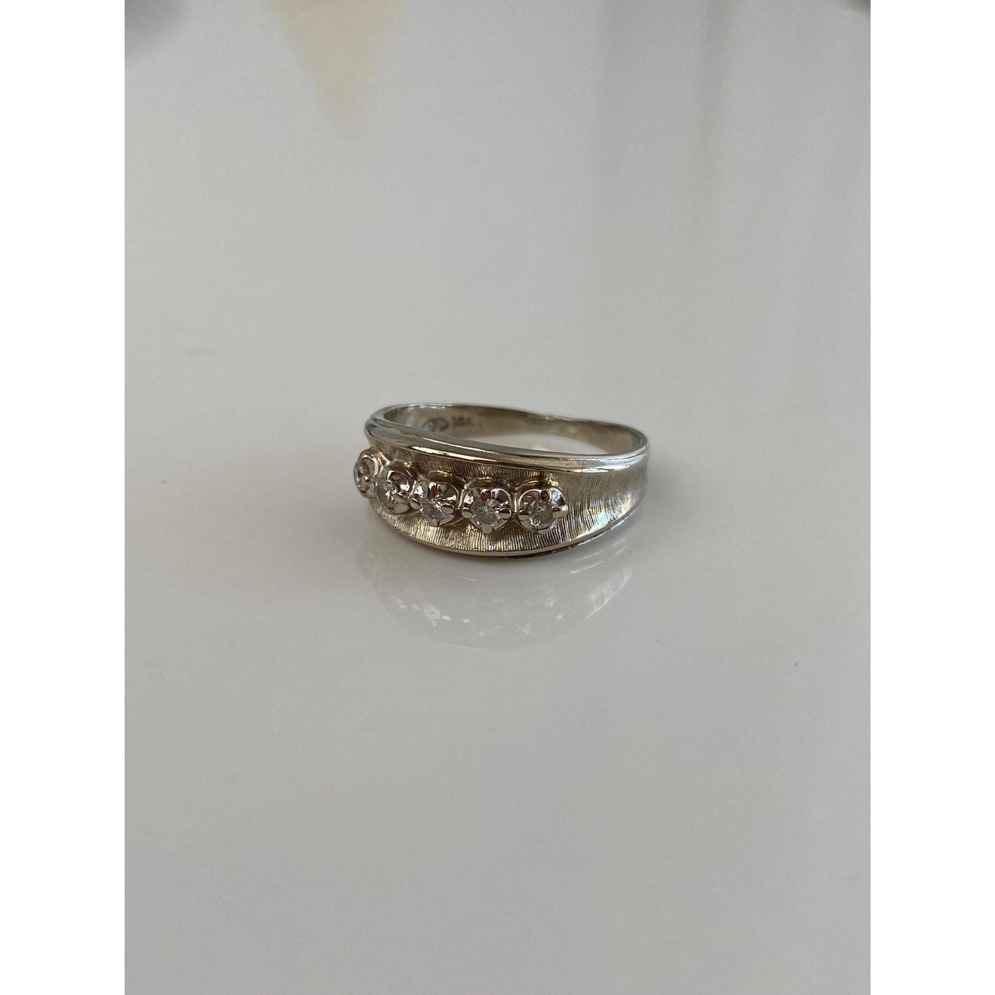 Vintage Solid 14k White Gold Diamond Ring Band - Size 8.5
