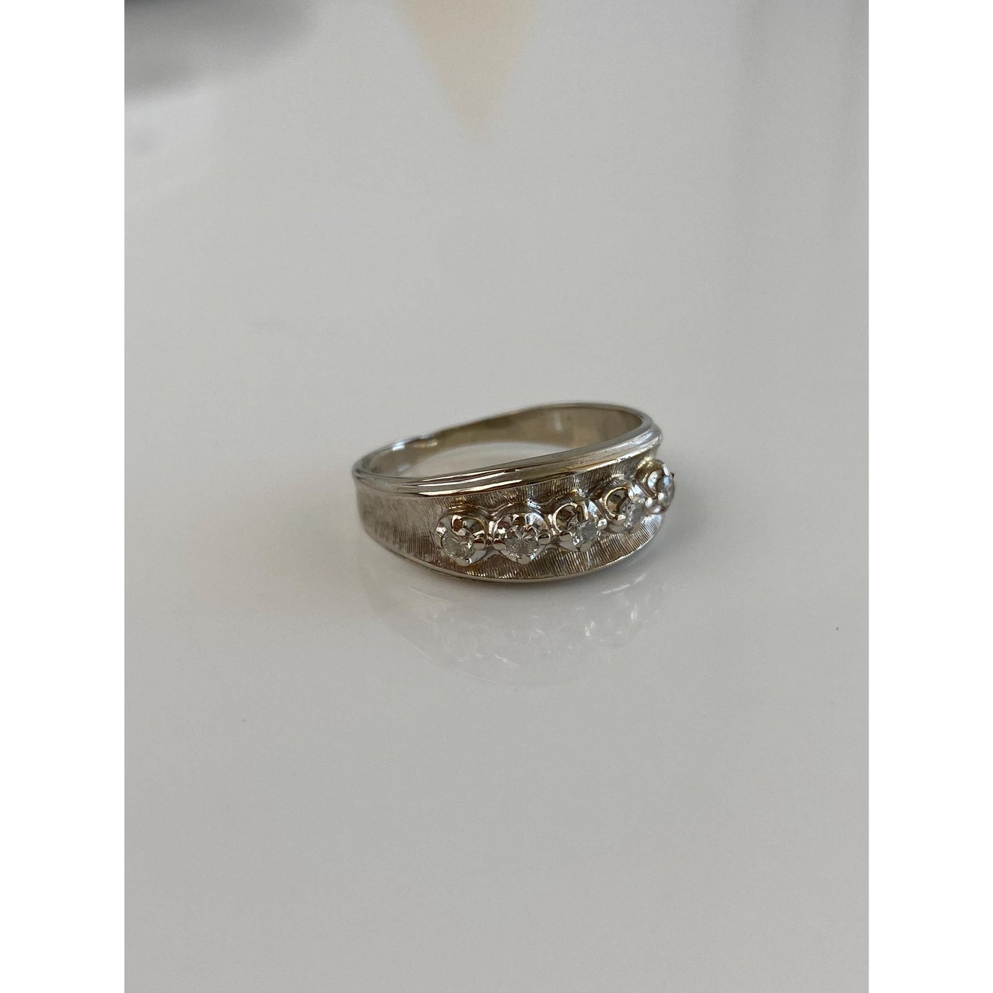 Vintage Solid 14k White Gold Diamond Ring Band - Size 8.5