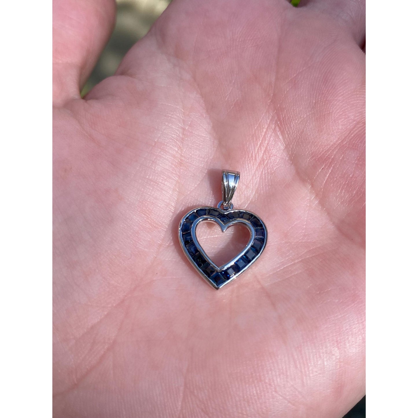 Vintage Solid 10k White Gold Blue Spinel Heart Charm