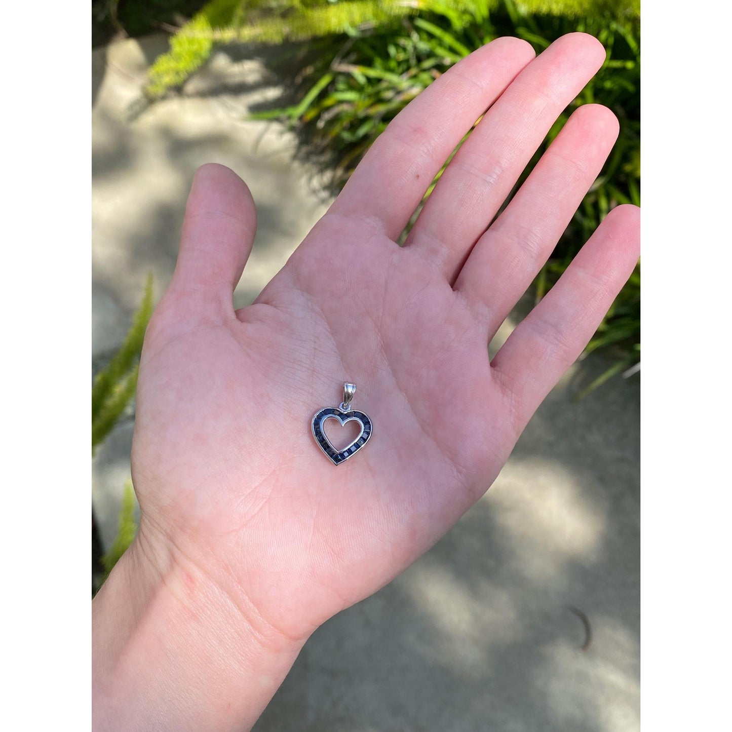 Vintage Solid 10k White Gold Blue Spinel Heart Charm