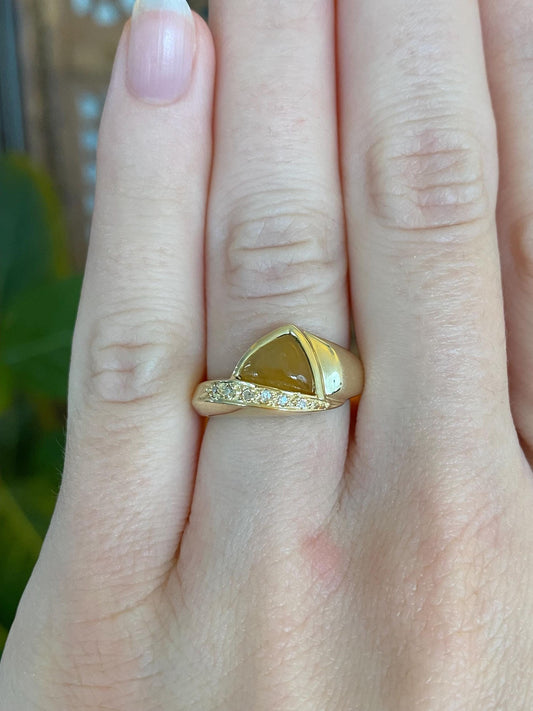 Vintage Solid 14k Yellow Gold Diamond Yellow Jade Ring - Size 5