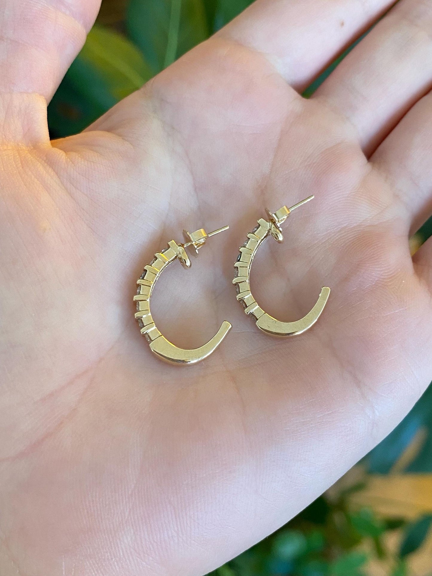 Vintage Solid 14k Yellow Gold Diamond Drop Earrings