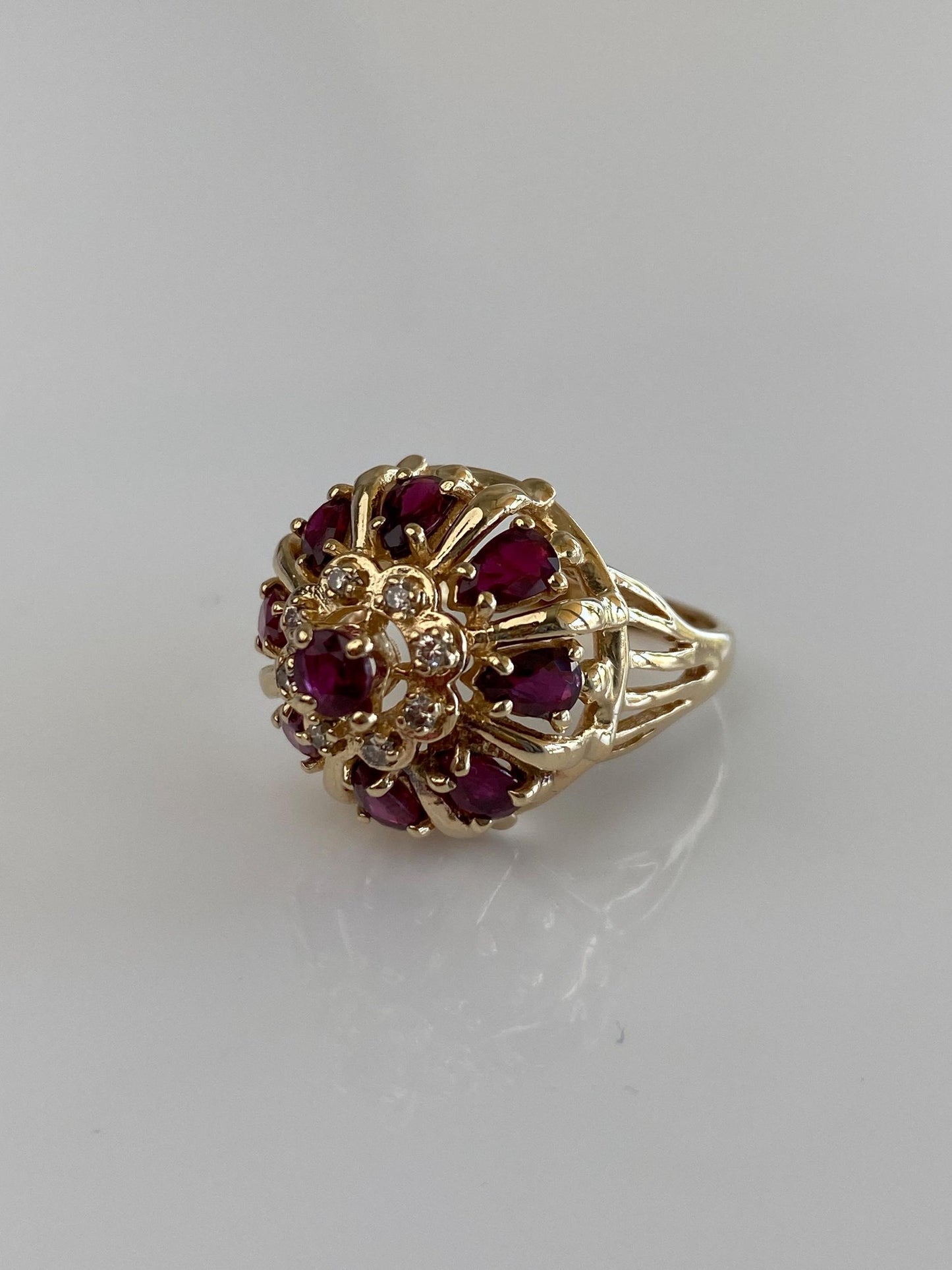 Vintage Solid 14k Yellow Gold Ruby Diamond Halo Ring - Size 6.5