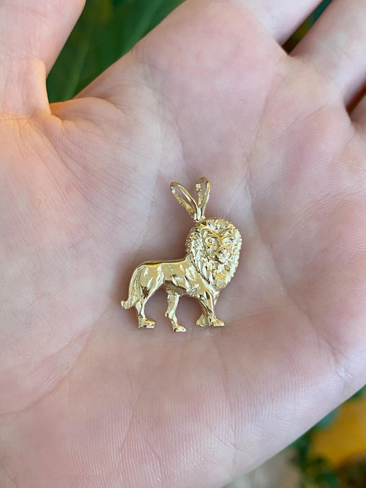 Vintage Solid 14k Yellow Gold Lion Charm