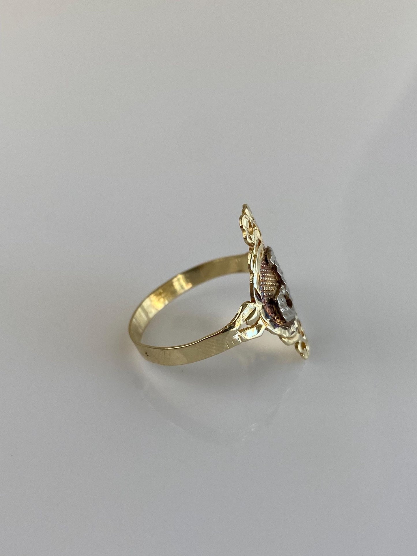 Vintage Solid 14k Tri Tone Gold Initial Diamond Cut 'J' Ring - Size 7