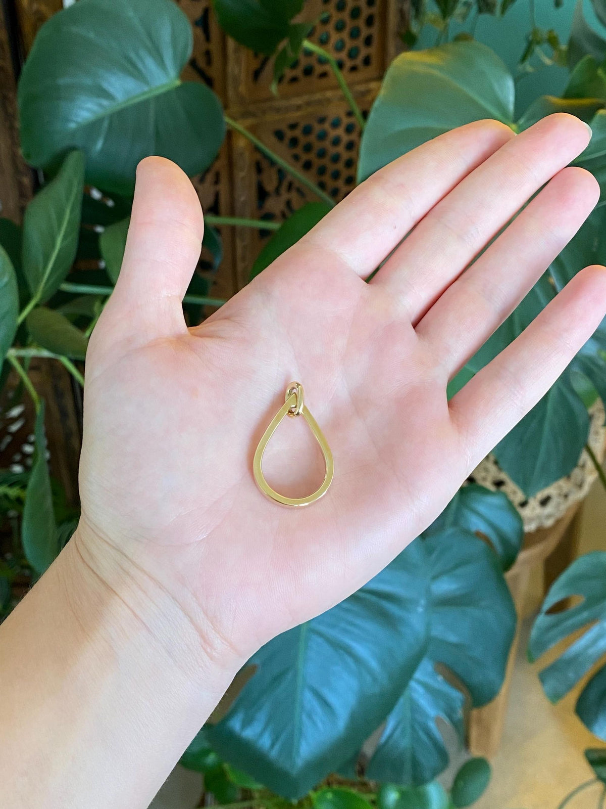 14k Yellow Gold Teardrop Pendant